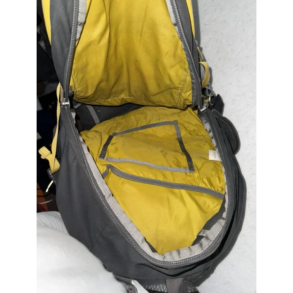 The North Face Wasatch Backpack Gray Yellow‎ Durable Outdoor Travel School Bag